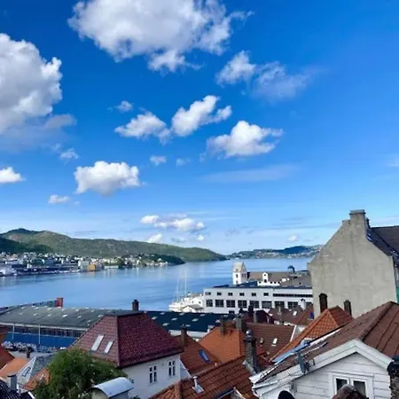 Koselig Bergensleilighet Med Fantastisk Sjoutsikt. Διαμέρισμα
